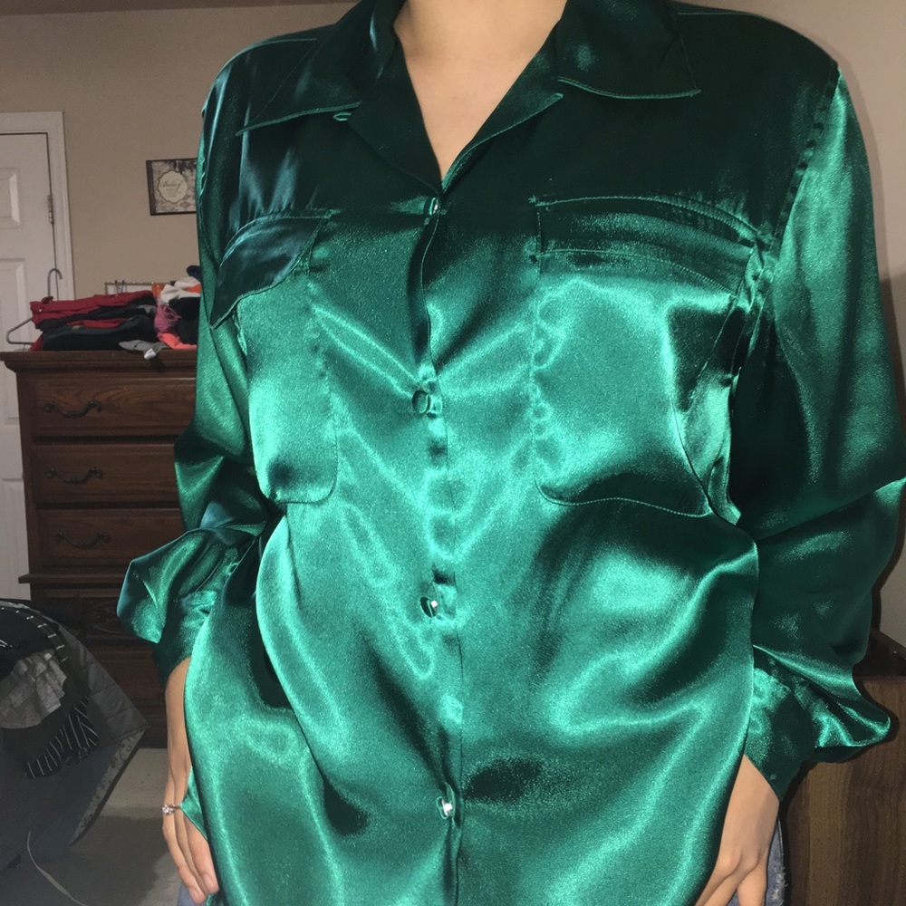 Silk Green Long Sleeve Pajama Top